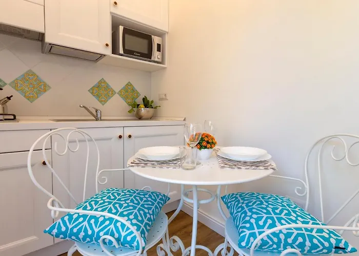 Terrazza & Romantica Sospese Sul Mare Del Borgo Antico --- Terrace & Romantic Over The Sea Of The Ancient Village Apartament Castelsardo