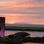 Апартаменты Terrazza & Romantica Sospese Sul Mare Del Borgo Antico --- Terrace & Romantic Over The Sea Of The Ancient Village Кастельсардо