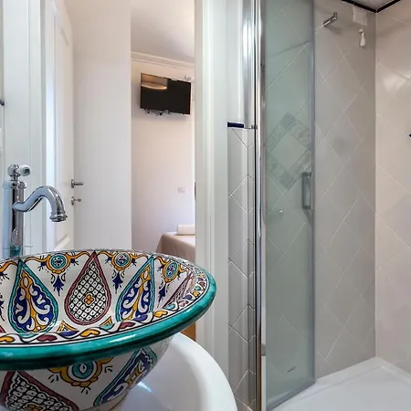 Terrazza & Romantica Sospese Sul Mare Del Borgo Antico --- Terrace & Romantic Over The Sea Of The Ancient Village 카스텔사르도