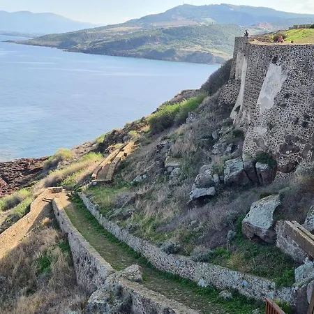 아파트 Terrazza & Romantica Sospese Sul Mare Del Borgo Antico --- Terrace & Romantic Over The Sea Of The Ancient Village