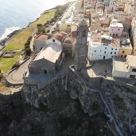 Apartment Terrazza Romantica: Sea View In Ancient Village *
